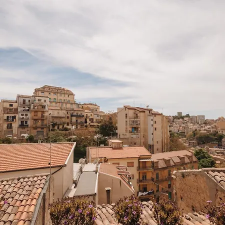 La Casa Di Pinocchio Maison d'hôtes Enna